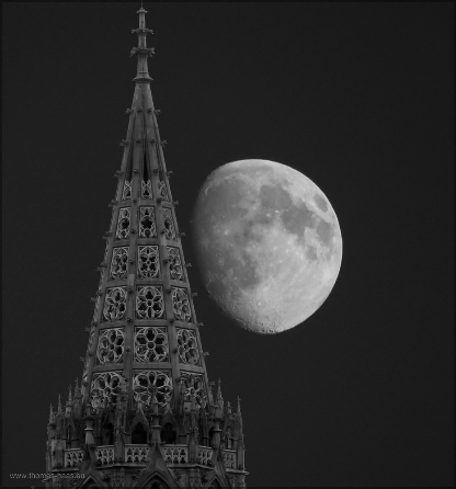 Bildmontage, Mond und Münsterturm, September 2015