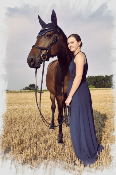 Lady mit Pferd - Bildbearbeitung, Juli 2018